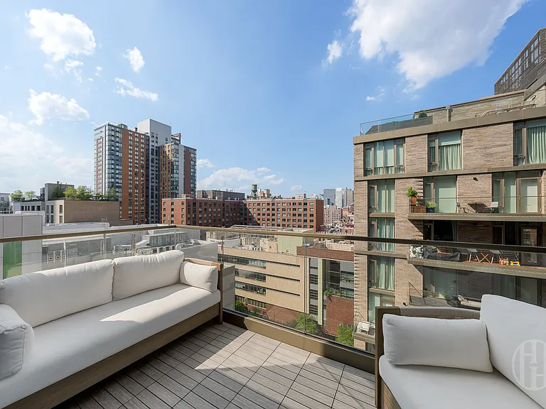 505 W 43rd St #14H — Photo 9