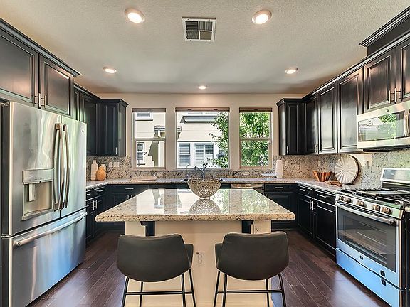 Spacious kitchen