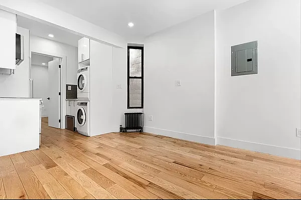 Rented by REAL New York | media 2