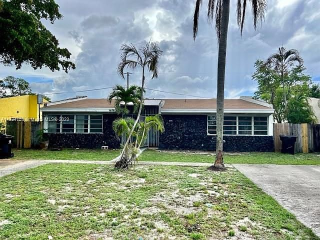 1st image of 2591 Riverland Dr #1-2