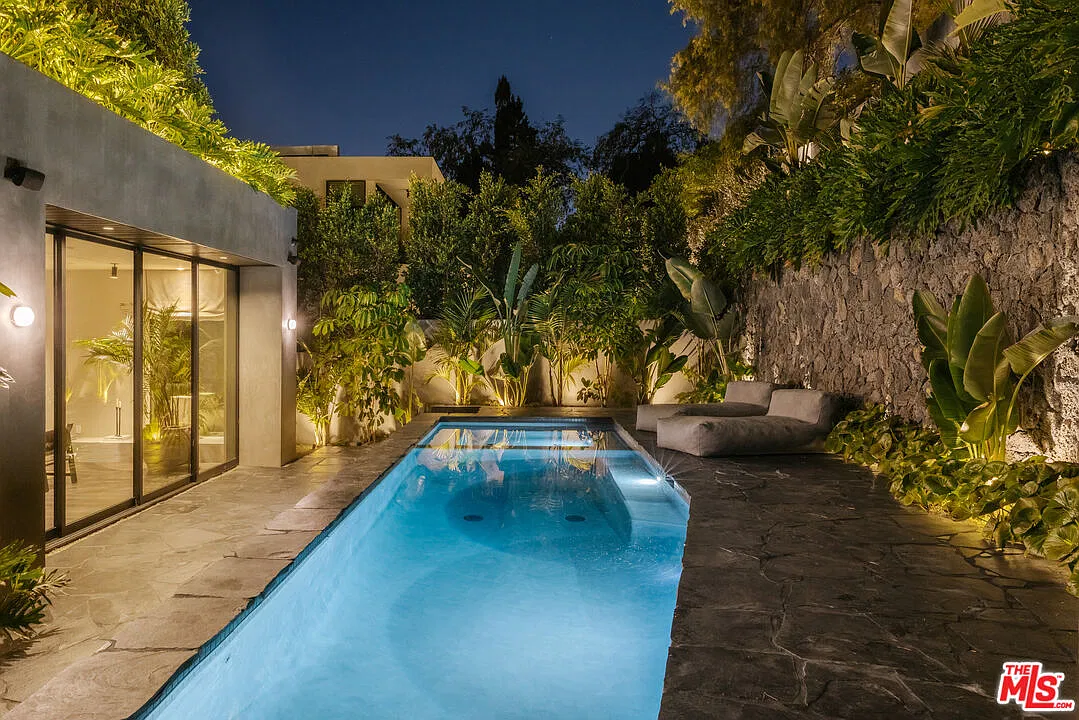 5 bed, 5.5 bath, 5514 sqft, $30,000 — Photo 4