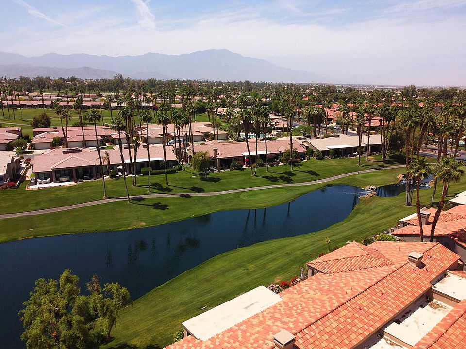 2nd image of 38657 Dahlia Way
