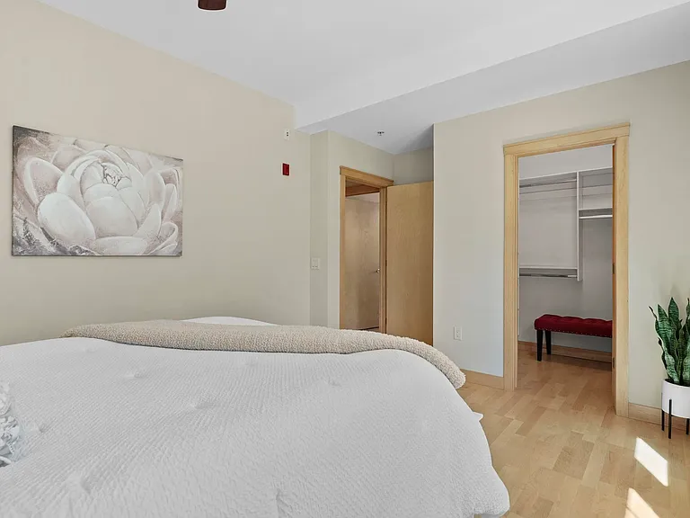 1037 Williamson St #107 — Photo 29
