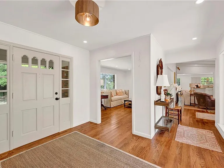 8960 Morphy Ave — Photo 15