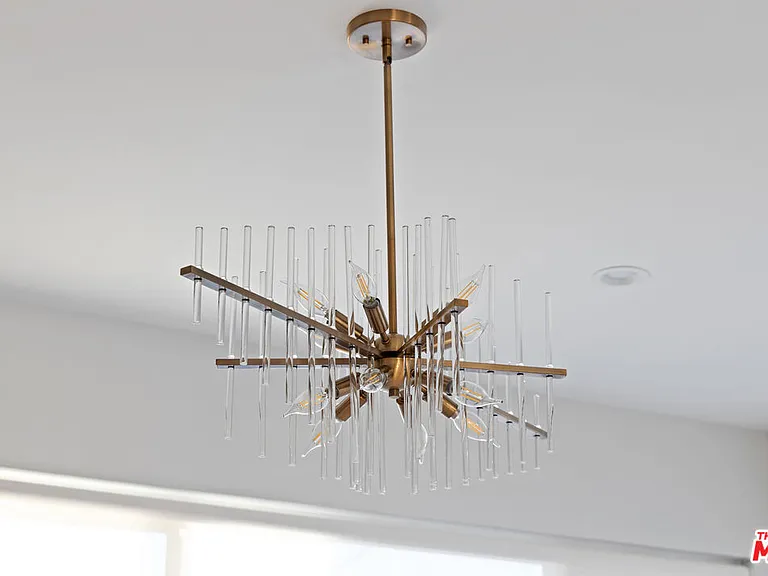 153 S Palm Dr #PENTHOUSE — Photo 24