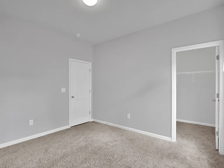 198 Greenoak Trl — Photo 24