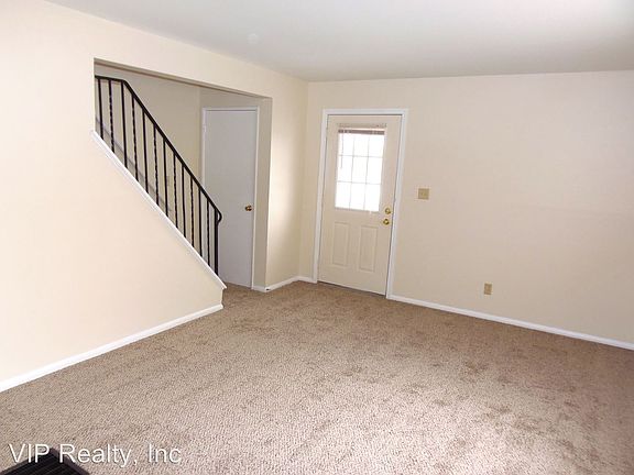 3rd image of 4175 Sullivant Ave