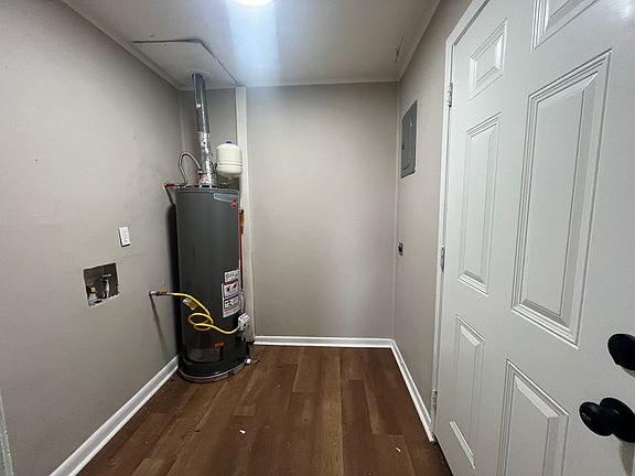 4th image of 518 Pleasant Dr