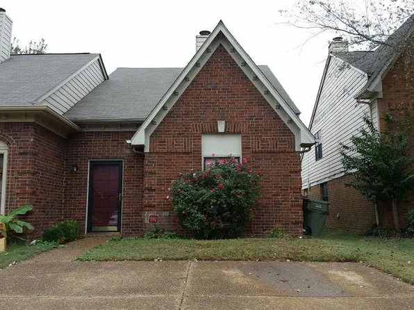 1640 Oaken Bucket Dr, Cordova, TN 38016