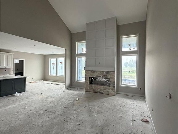 2nd image of 2357 Prairie Creek Dr