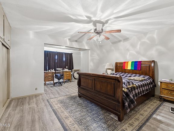 5th image of 4756 W Avenue L