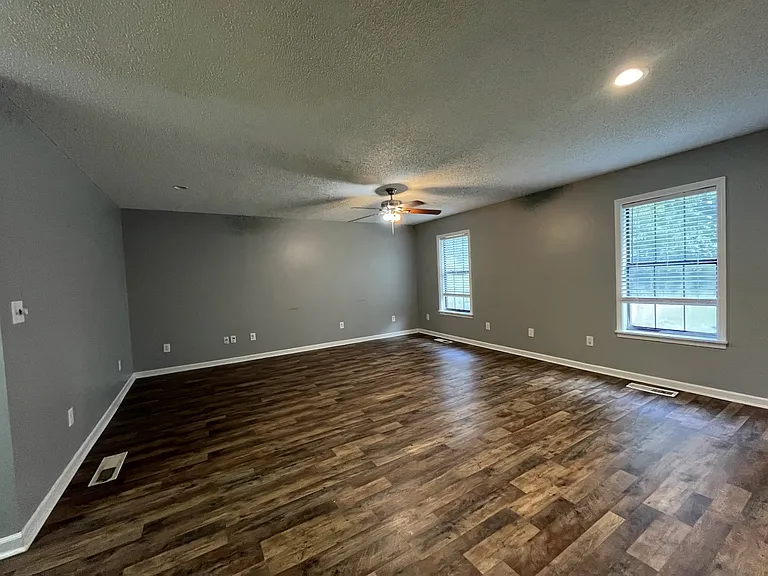 261 Becks Ln — Photo 12