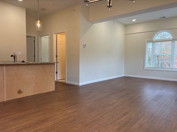 2356 Providence Rd #B8