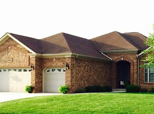 2813 Violet Way, Columbus, IN 47201