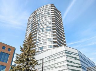 485 Richmond Rd #103, Ottawa, ON K2A3W9