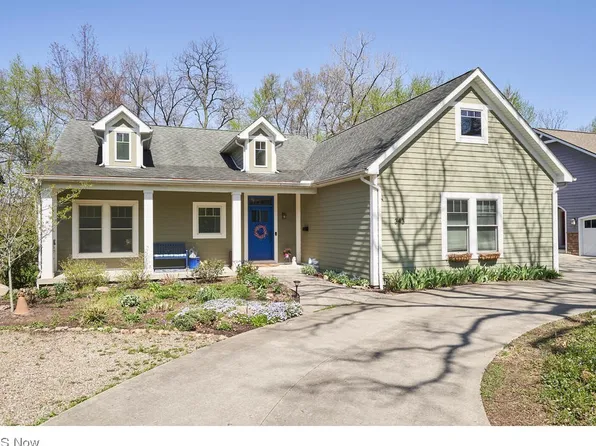 343 Hickory St, Akron, OH 44303