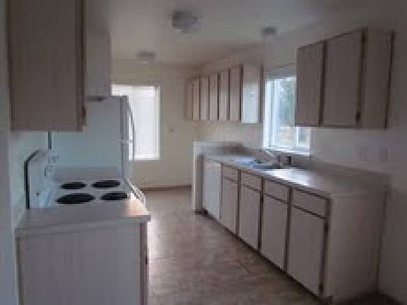 Galley style kitchen v1