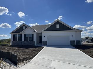 N57W18653 Dandelion Ct, Menomonee Falls, WI 53051
