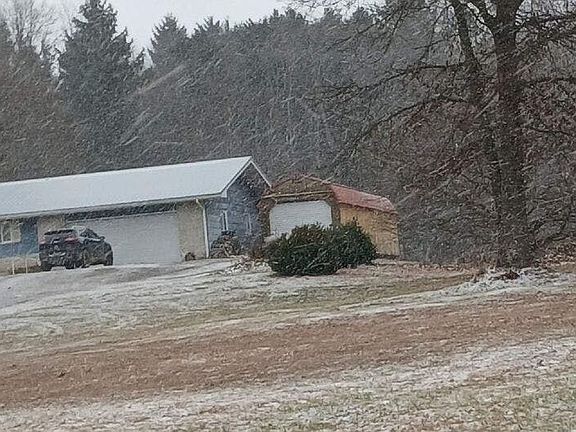 2nd image of 1059 Gemmell Rd