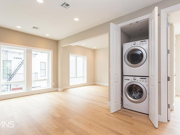 4th image of 85 Eagle St #2REAR