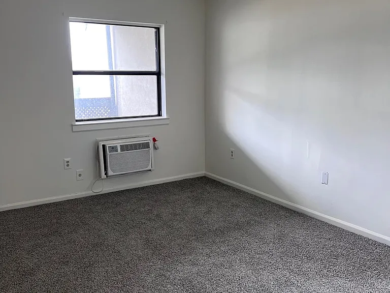 1334O W Wyomissing Blvd — Photo 10