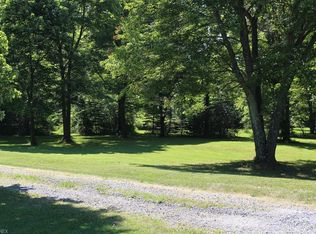 4252 Unger Ln SW, Canton, OH 44706