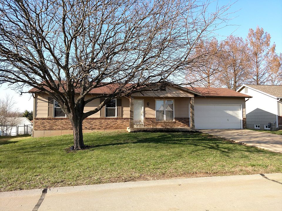 nice neighborhood with park within walking distance