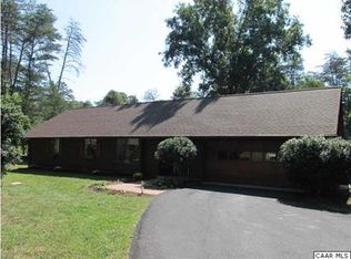 1075 Earlysville Forest Dr, Earlysville, VA 22936