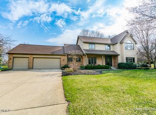 6546 Forest Valley Dr SE, Grand Rapids, MI 49546