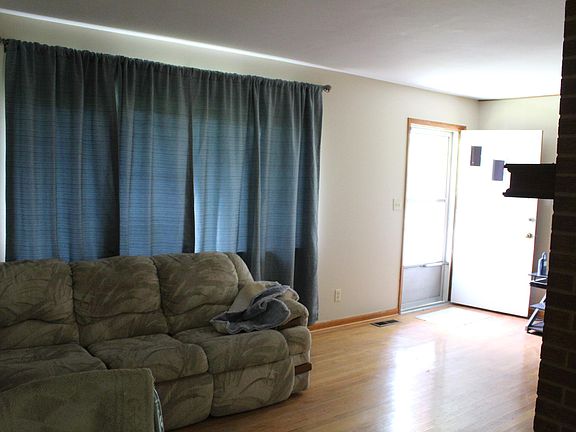 4th image of 841 Osage Dr