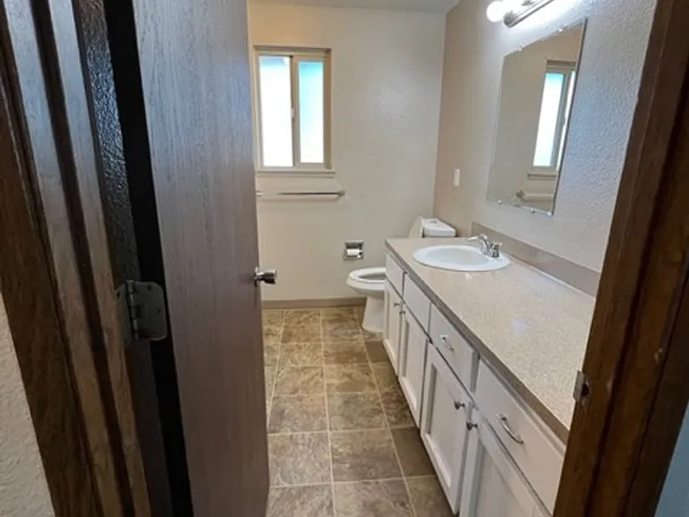 3110 NE 66th Ave — Photo 24