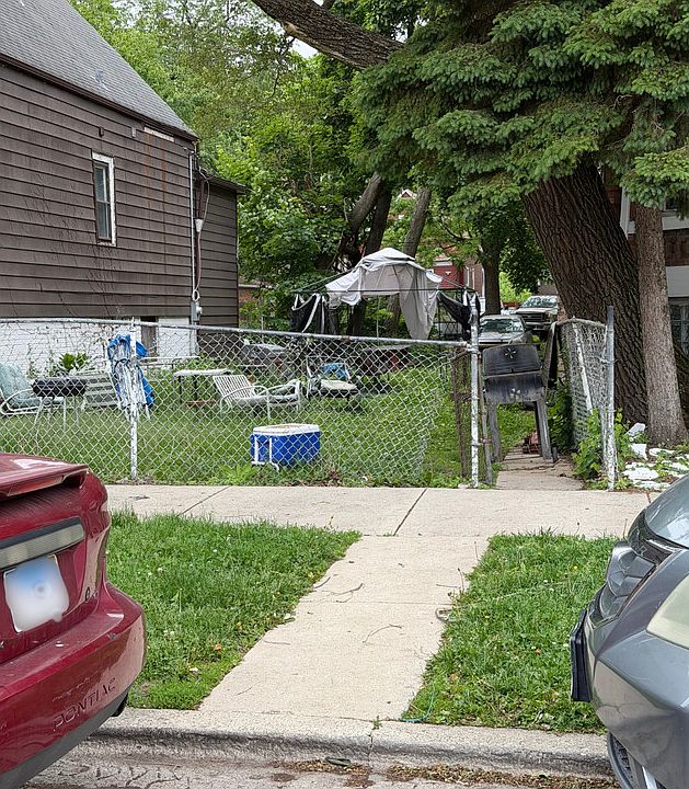 1st image of 5942 S Paulina St