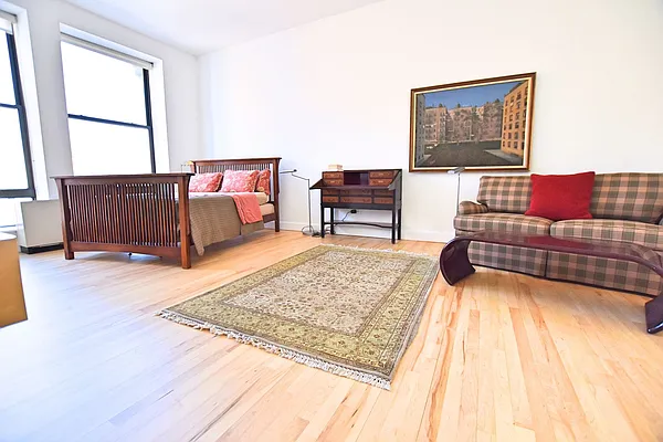 Rented by Bold New York | media 6
