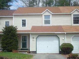 504 Elk Cir, Ballston Spa, NY 12020