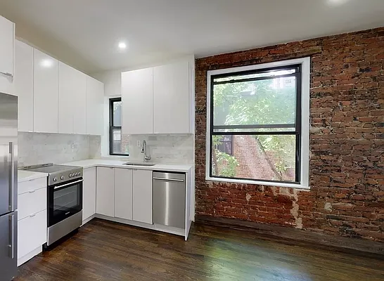 Rented by Brighton Management | media 2