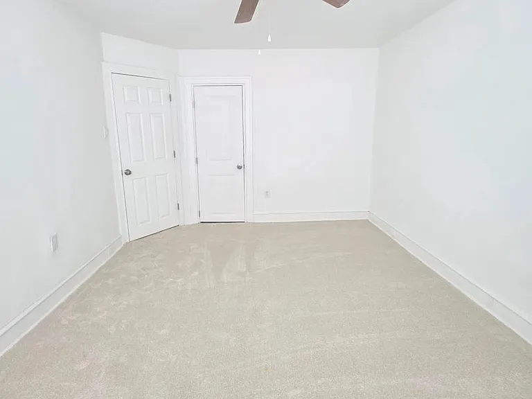 1108 E Stafford St — Photo 19