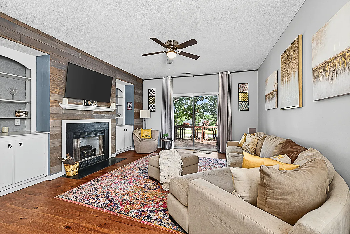 Building Photo - 5351 Cog Hill Ct #1