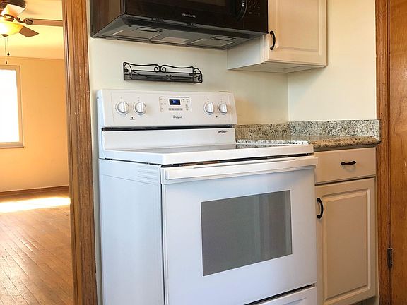 Smooth Glass-Top Range & Microwave Oven