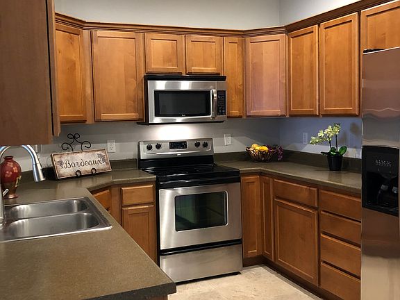 2nd image of 159 W Springview Dr #159