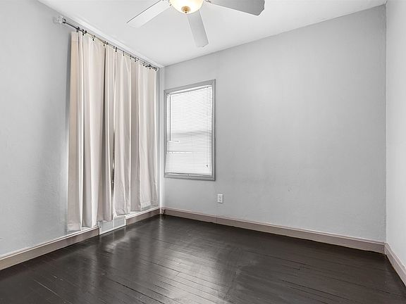 4th image of 2120 Van Wie Ave