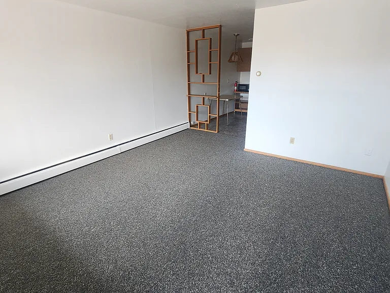 1484 S 92nd St #15 — Photo 2