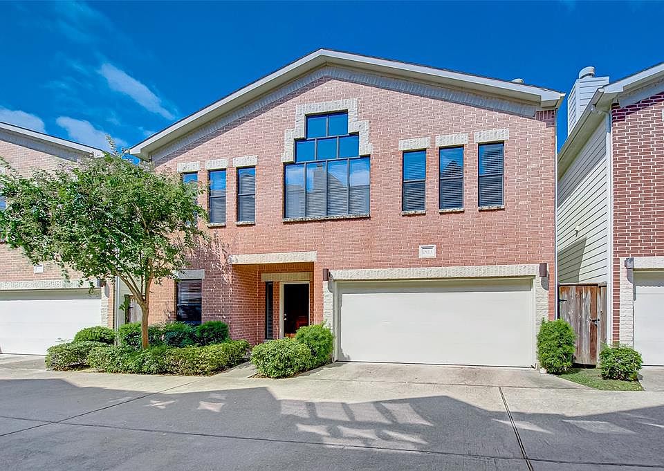 1st image of 10801 Greenwillow Dr #A