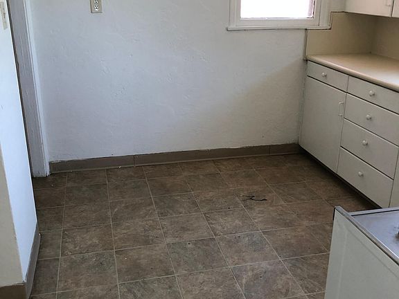 2nd image of 310 N White St