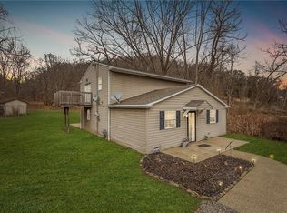 354 Division Ln, Vanport, PA 15009