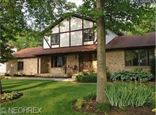 8436 Morningside Dr, Poland, OH
