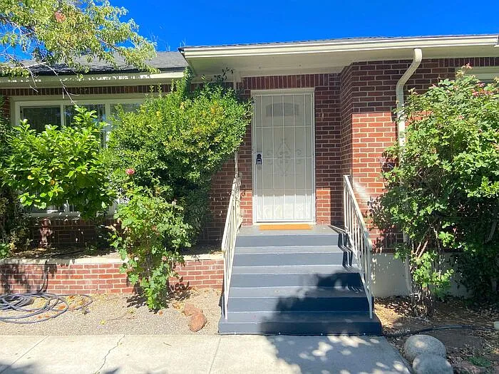 1100 Sutro St — Photo 7