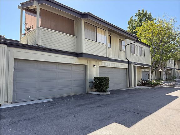 5th image of 586 N Orange Grove Blvd