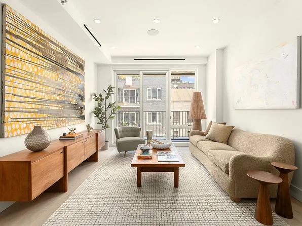 269 Eckford St #3A, Brooklyn, NY 11222