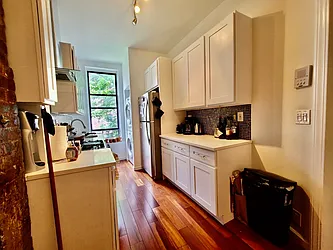 Rented by Brooklyn Heights Real Estate Inc