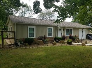 217 Orchard Ln, Butler, PA 16001